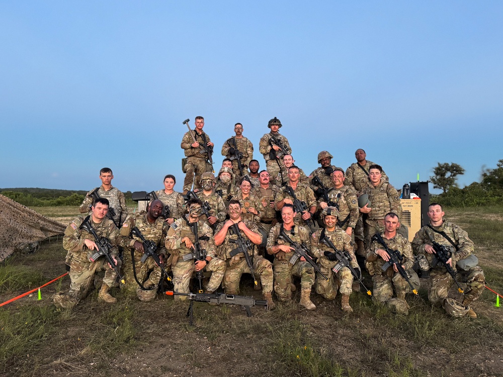 Tennessee Guardsmen train in Texas