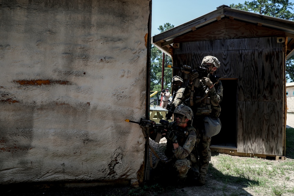 DVIDS - Images - Red Arrow Leads the Way in Joint Training Exercise ...