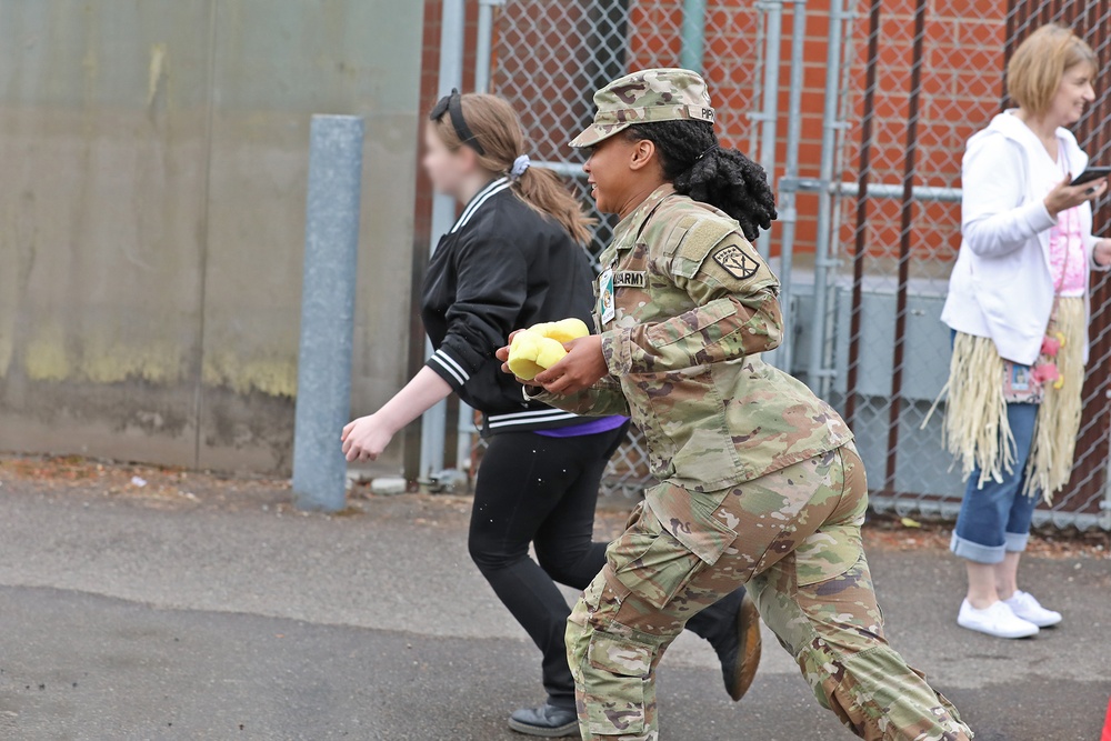 593d ESC Soldiers attend Thompson Elementary Field Day