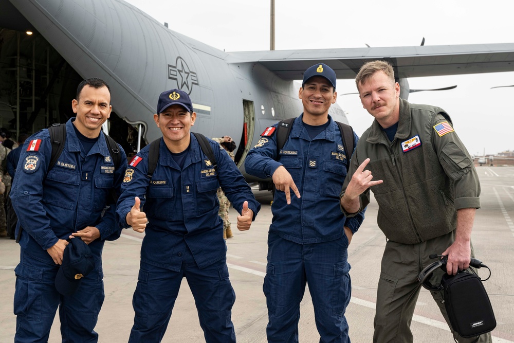 Peruvian, U.S Coast Guard IUUF training, enhances maritime security, protect marine resources