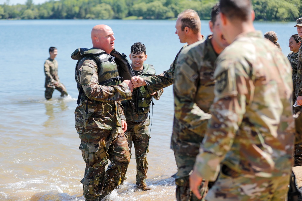 Michigan Army National Guard Soldiers participate in helocast training