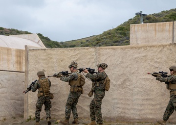 U.S. Marines, Emirati soldiers patrol infantry immersion trainer