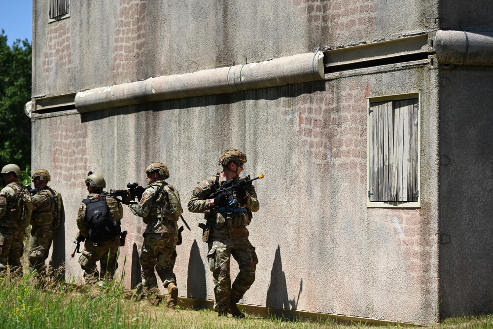 Service members engage in recon, assault scenarios at BUMU FORGE 2024