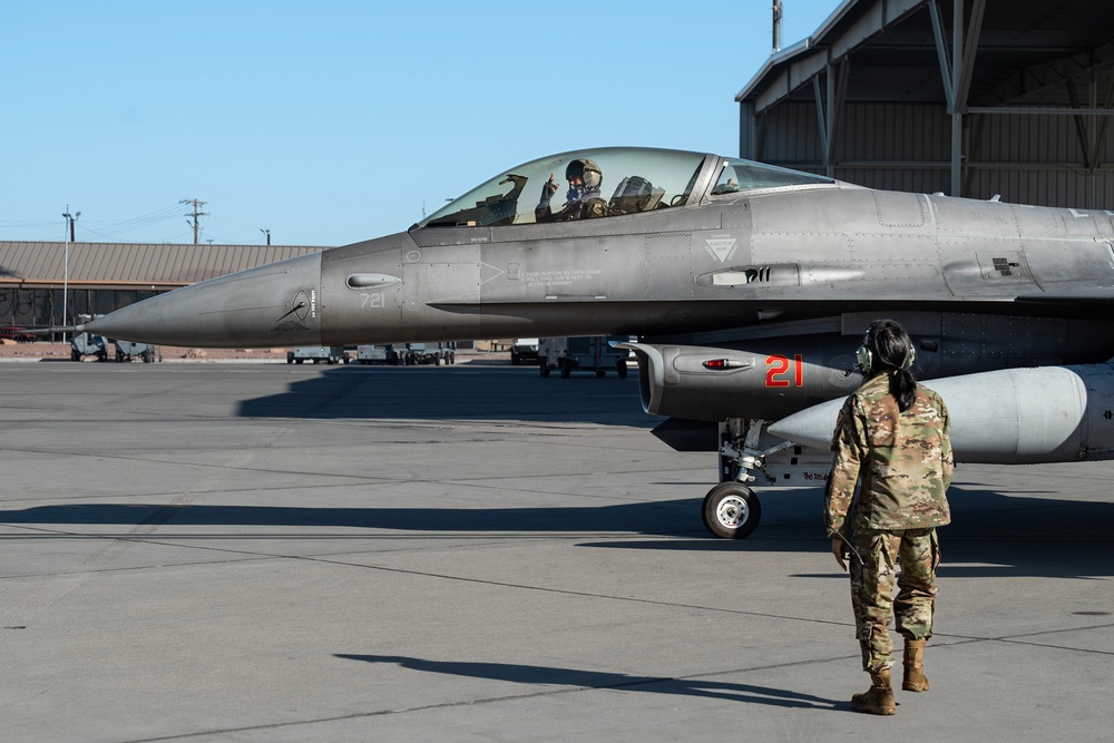 57th Wing's Brig.Gen. Richard Goodman's fini-flight