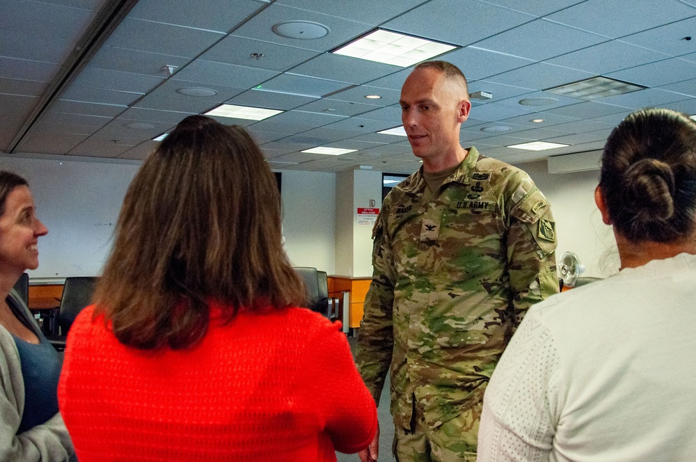 USACE LA District hosts town hall, discusses priorities, recognizes employees