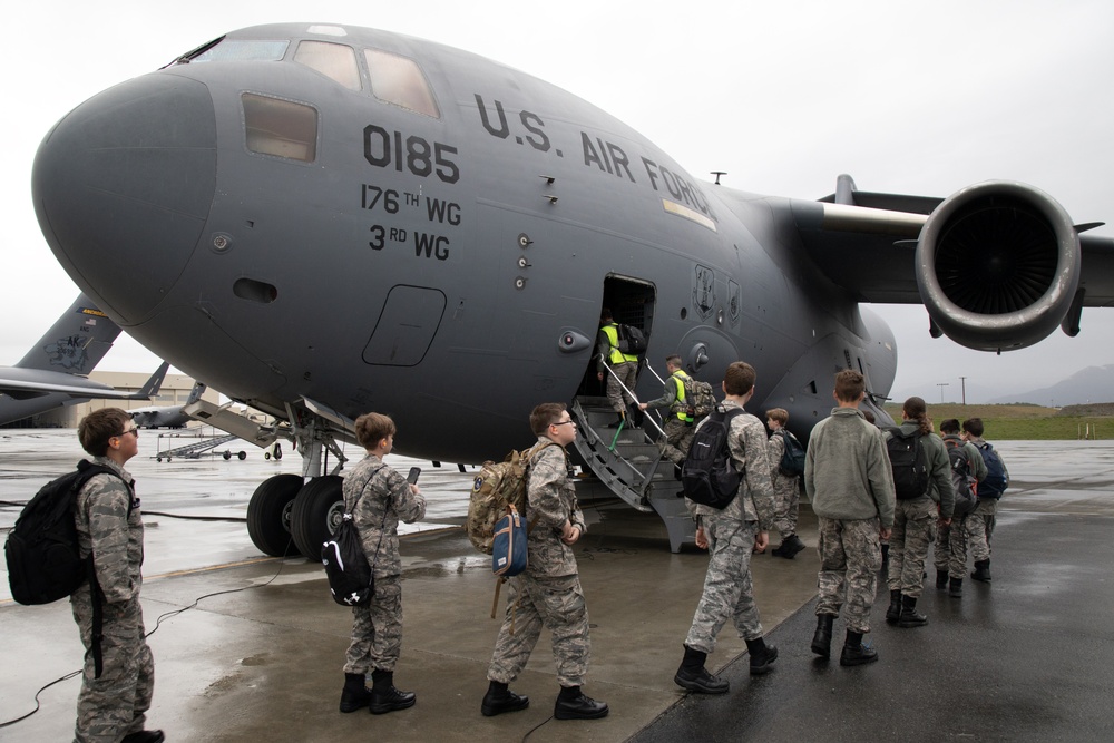 AKANG 144th Airlift Squadron hosts Alaska Wing’s Civil Air Patrol Cadets