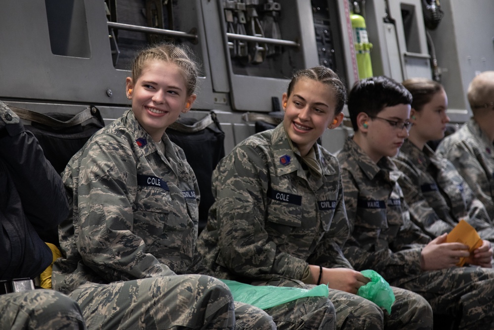 AKANG 144th Airlift Squadron hosts Alaska Wing’s Civil Air Patrol Cadets