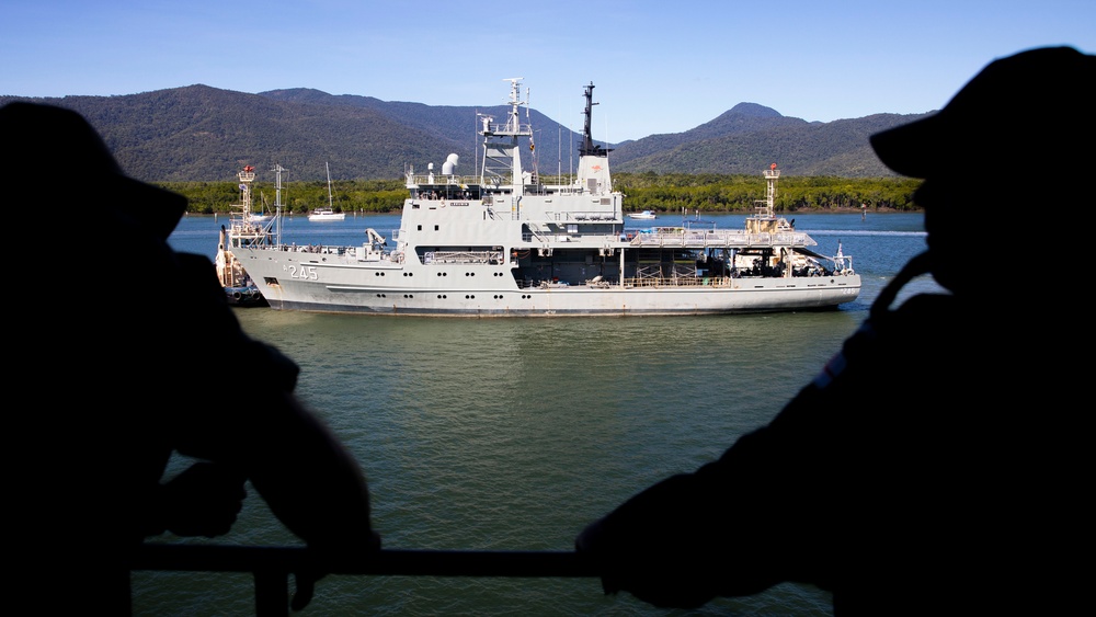 HMAS Leeuwin Moors Alongside Emory S. Land in Cairns