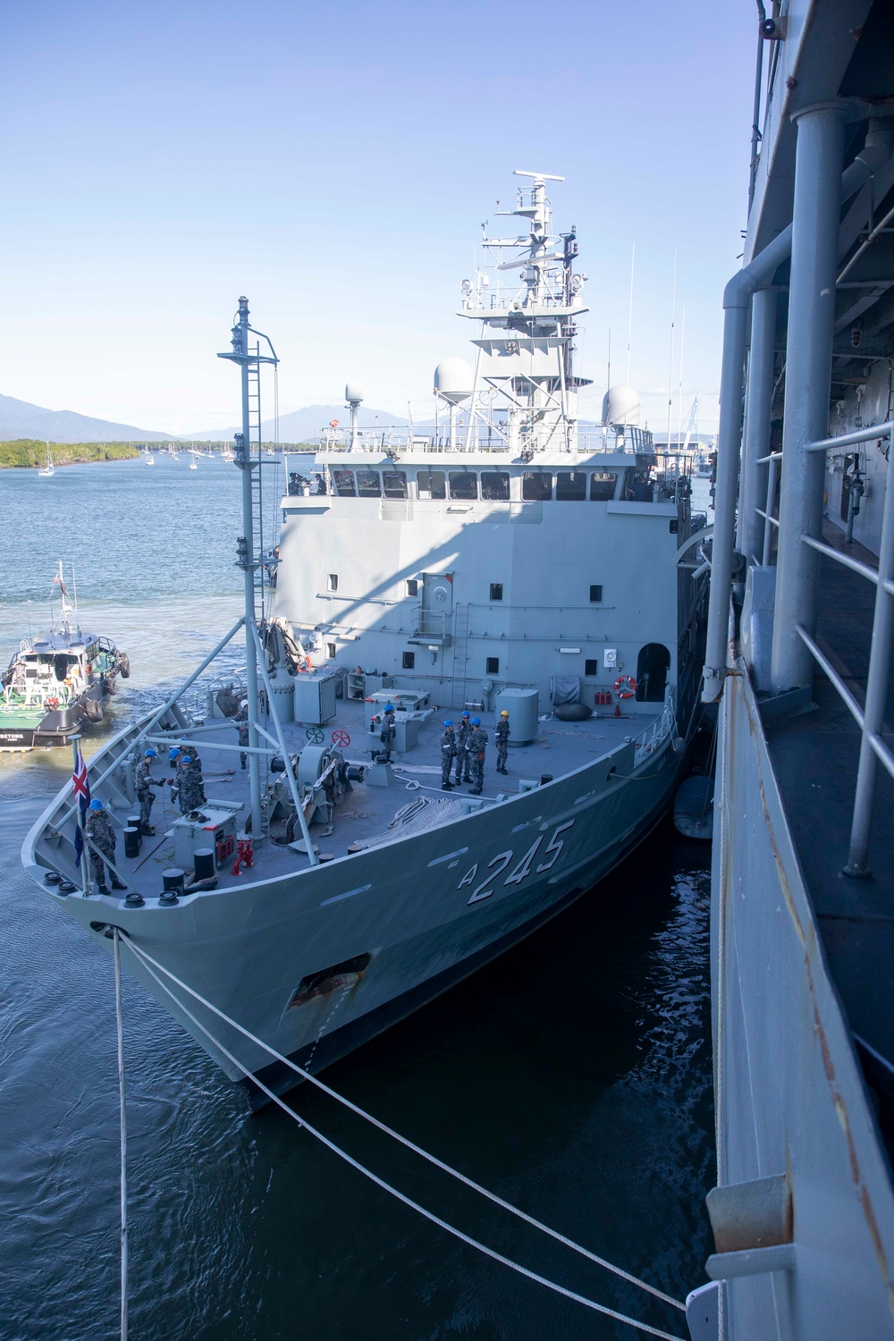 HMAS Leeuwin Moors Alongside Emory S. Land in Cairns