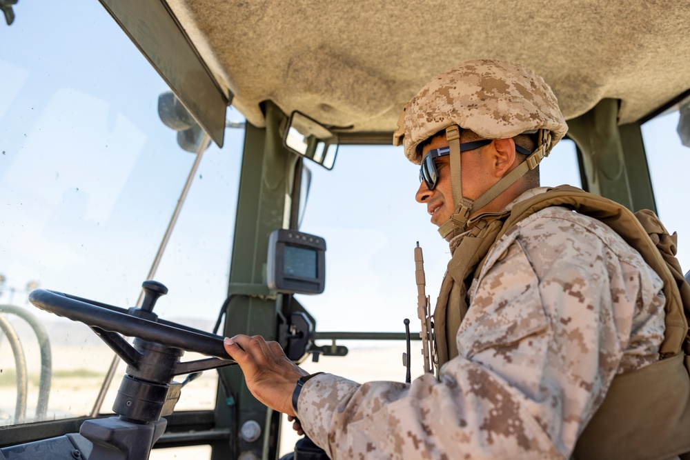 Motor transport Marines move gear for ITX 4-24