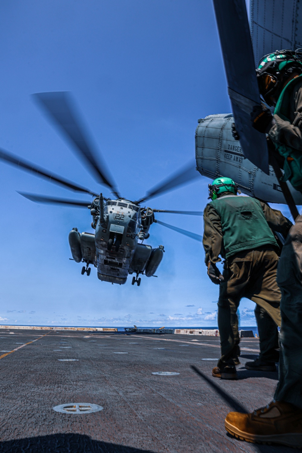 15th MEU Performs Agricultural Washdowns