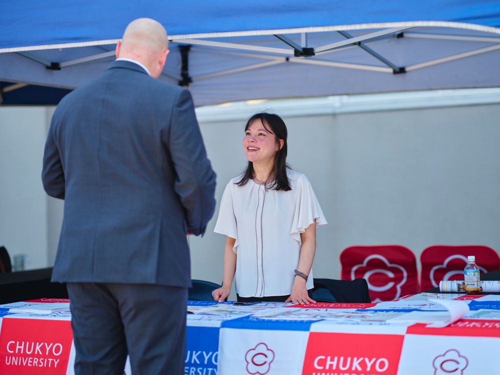 CFA Yokosuka FFSC Holds Career Fair