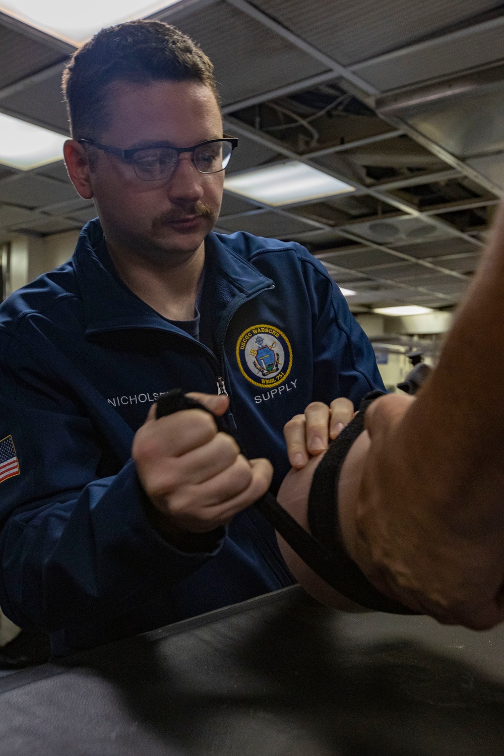 DVIDS Images TCCC Course aboard USCGC Waesche Image 3 of 4 DVIDS Images TCCC Course aboard USCGC Waesche Image 3 of 4