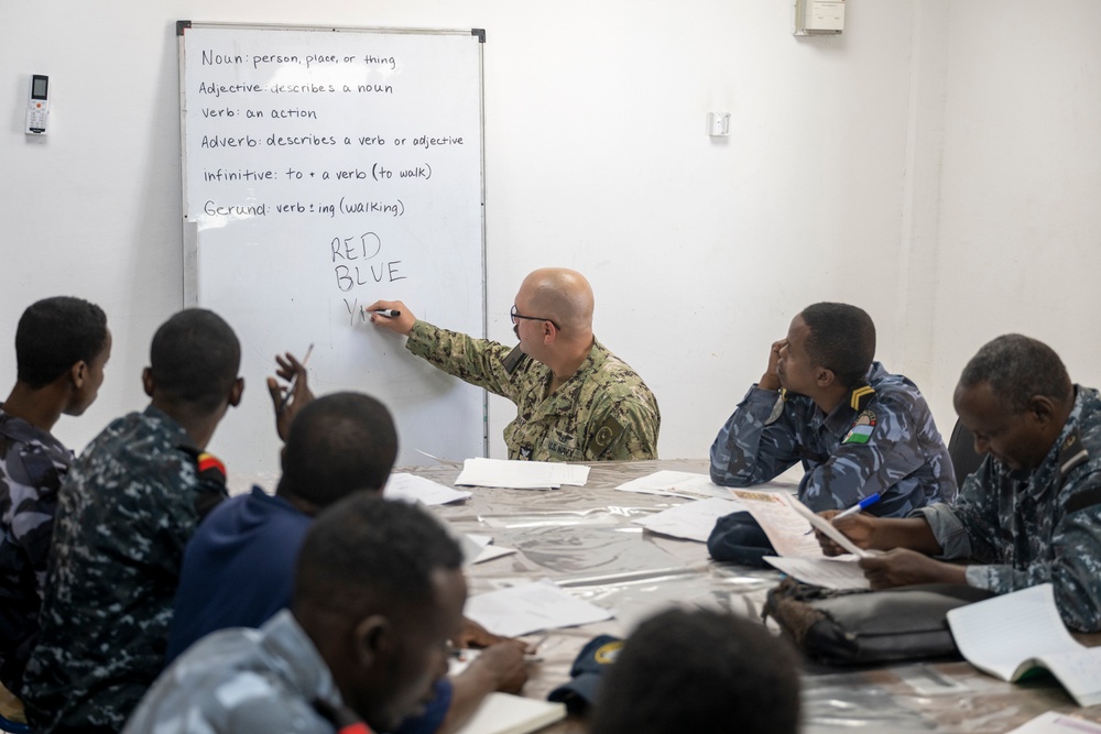 MSRON 10, Djiboutian Sailors Participate in Language Exchange