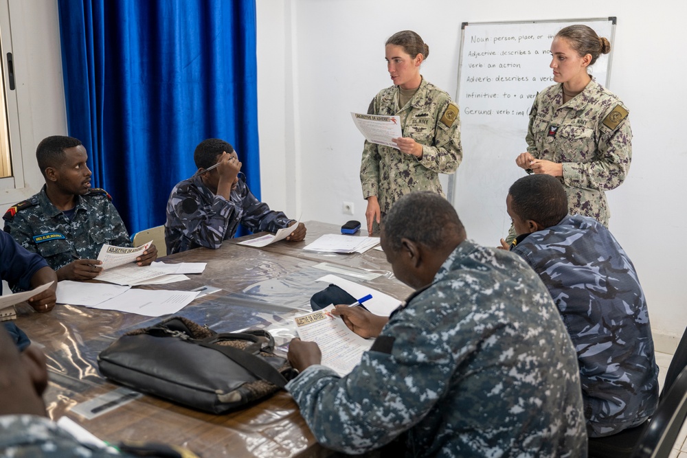 MSRON 10, Djiboutian Sailors Participate in Language Exchange