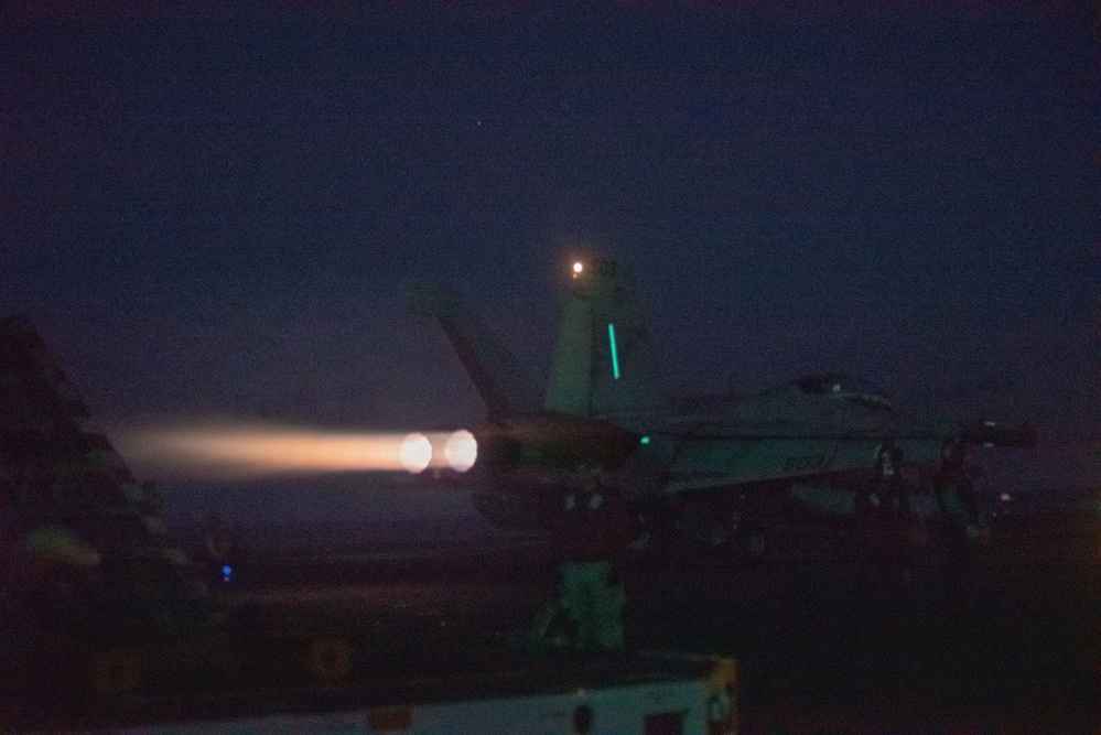 USS Ronald Reagan (CVN 76) conduct night flight operations in support of Valiant Shield 2024