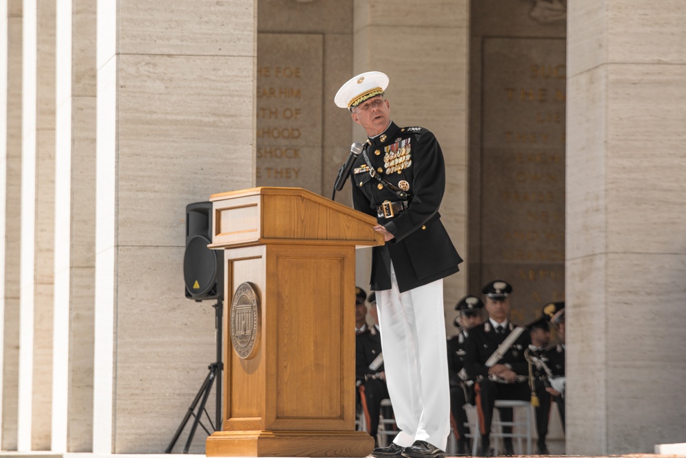 Commandant, Gen. Smith, speaks at Florence Memorial Day Ceremony