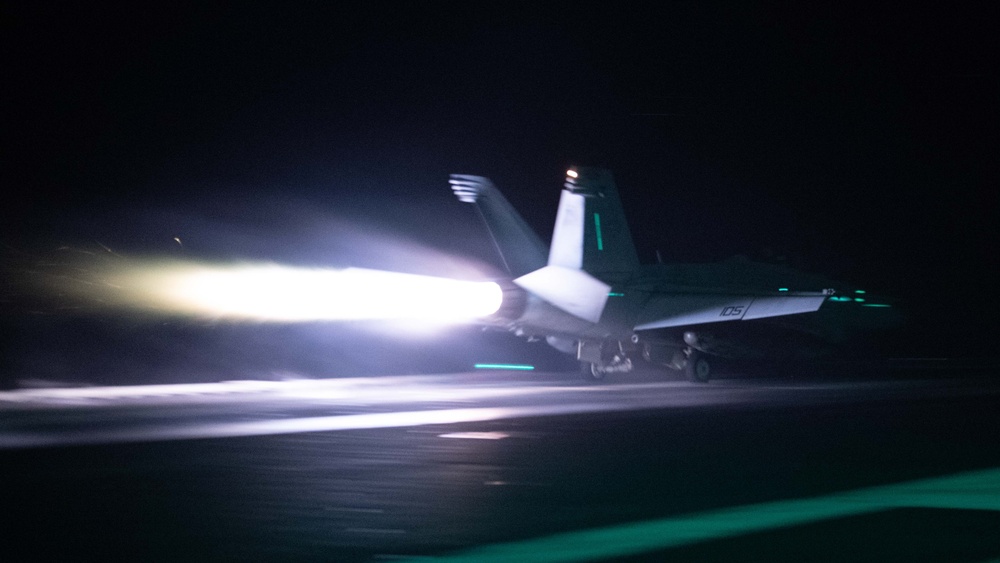 USS Ronald Reagan (CVN 76) conduct night flight operations in support of Valiant Shield 2024