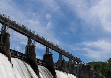 Water Flow at John Hollis Bankhead Dam