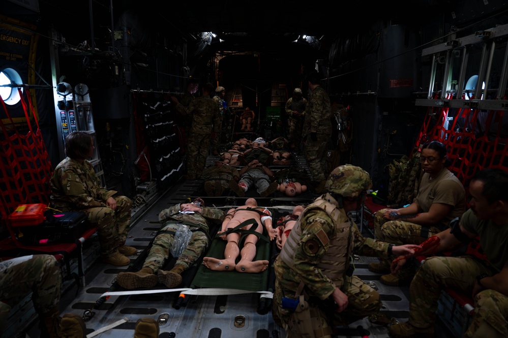 375th Aeromedical Evacuation Squadron hosts SquadrEx