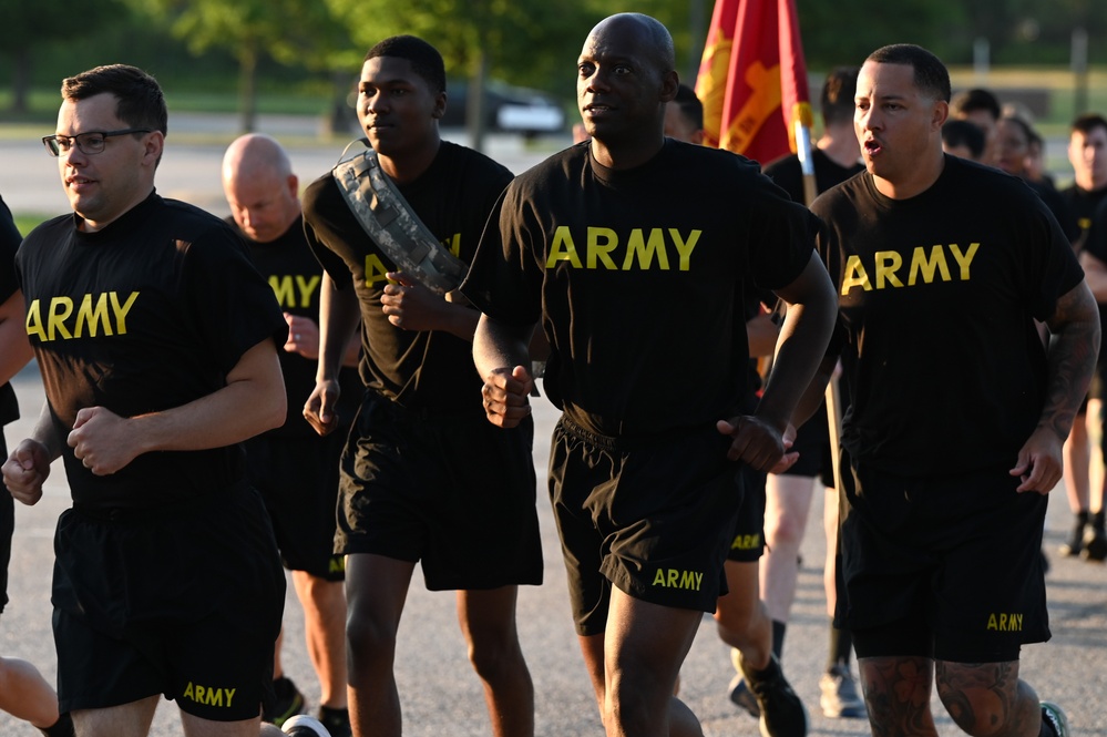 U.S. Army celebrates 249th birthday with run