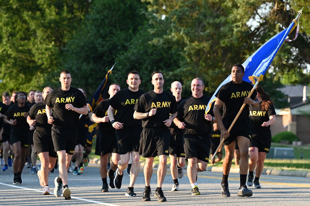 U.S. Army celebrates 249th birthday with run