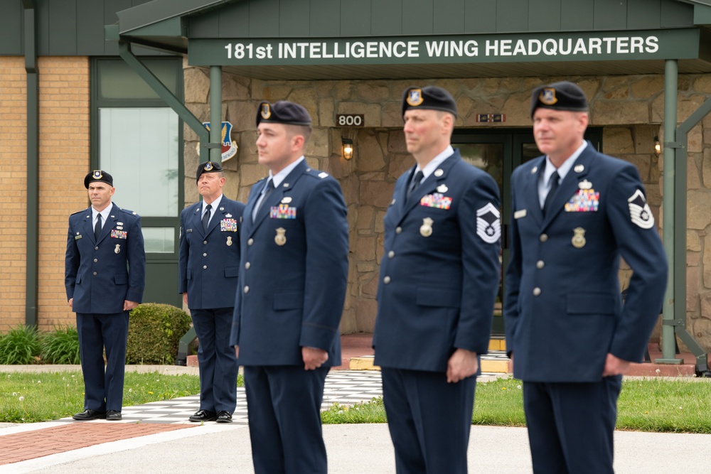 181st IW Airmen Perform Retreat Ceremony