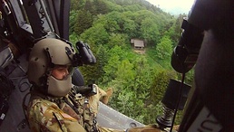 Tennessee Guardsmen rescue hiker in Great Smoky Mountains National Park