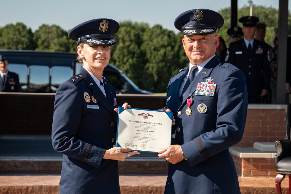 Sheppard AFB: 82d Training Wing Change of Command