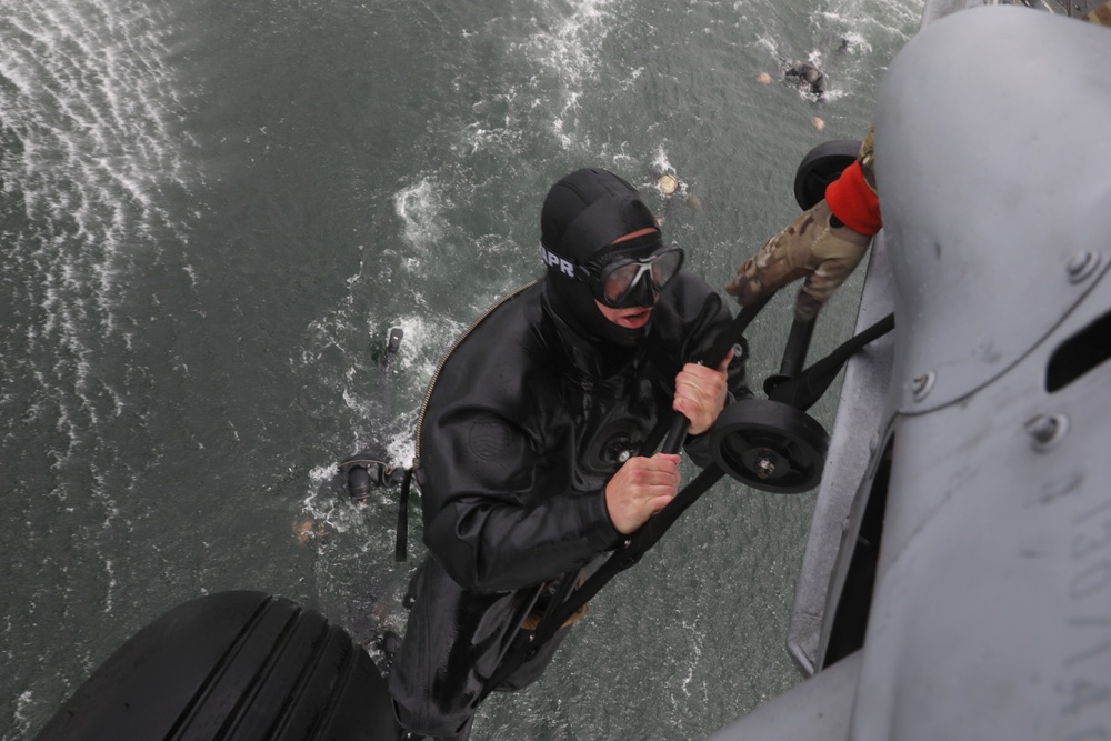 BALTOPS24 Helicopter Cast and Recovery Operations