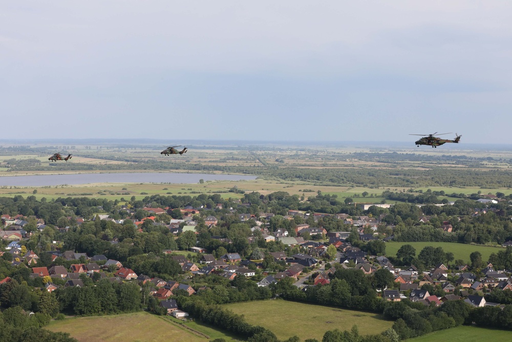 BALTOPS24 Helicopter Formation