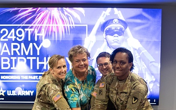 USAFMCOM celebrates the Army Birthday