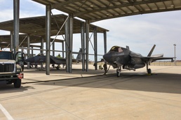 USAF F-15s and USMC F-35s collaborate for superior training
