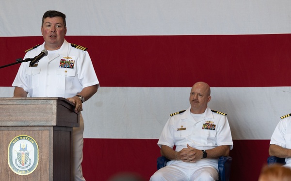 USS Bataan Holds Change of Command Ceremony