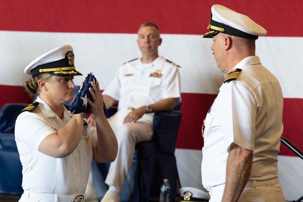 USS Bataan Holds Change of Command Ceremony