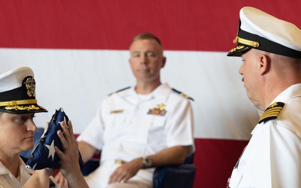 USS Bataan Holds Change of Command Ceremony