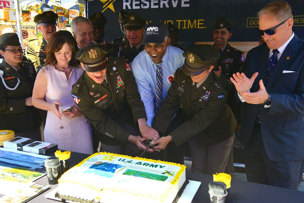 Soldiers Celebrate U.S. Army 249th Birthday in Times Square