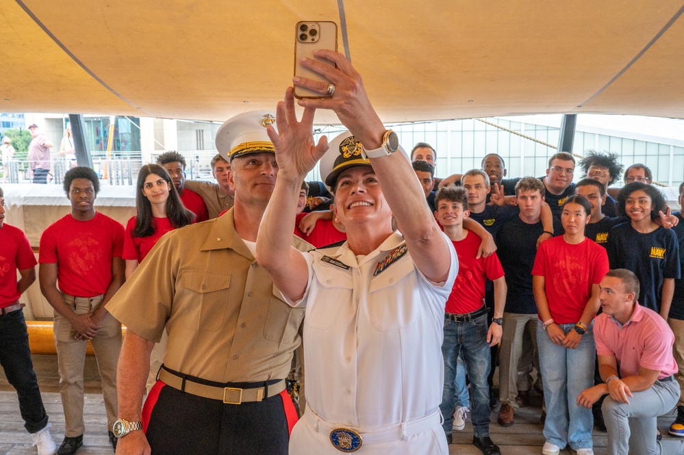 DVIDS - Images - Future Sailors and Marines Enlist Aboard USS ...