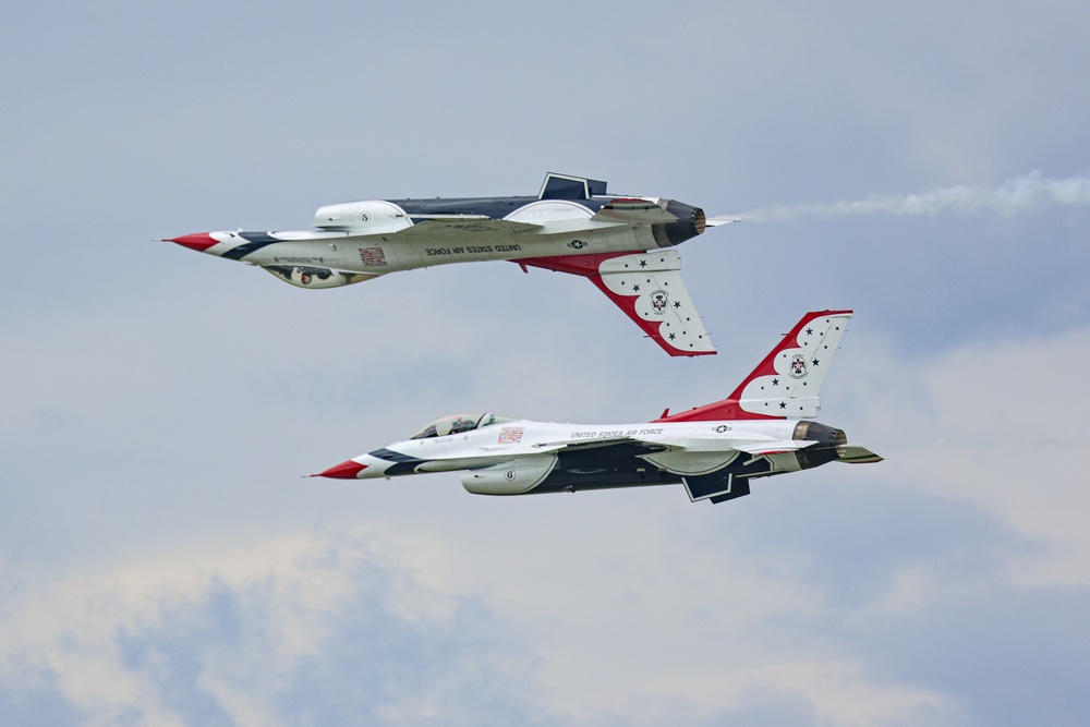 Thunderbirds Perform at the 2024 Selfridge Open House and Air Show