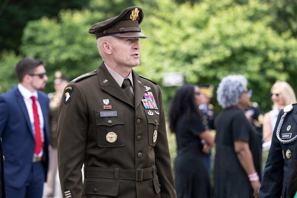 U.S. Army 249th Birthday Wreath-Laying at the Tomb of the Unknown Soldier