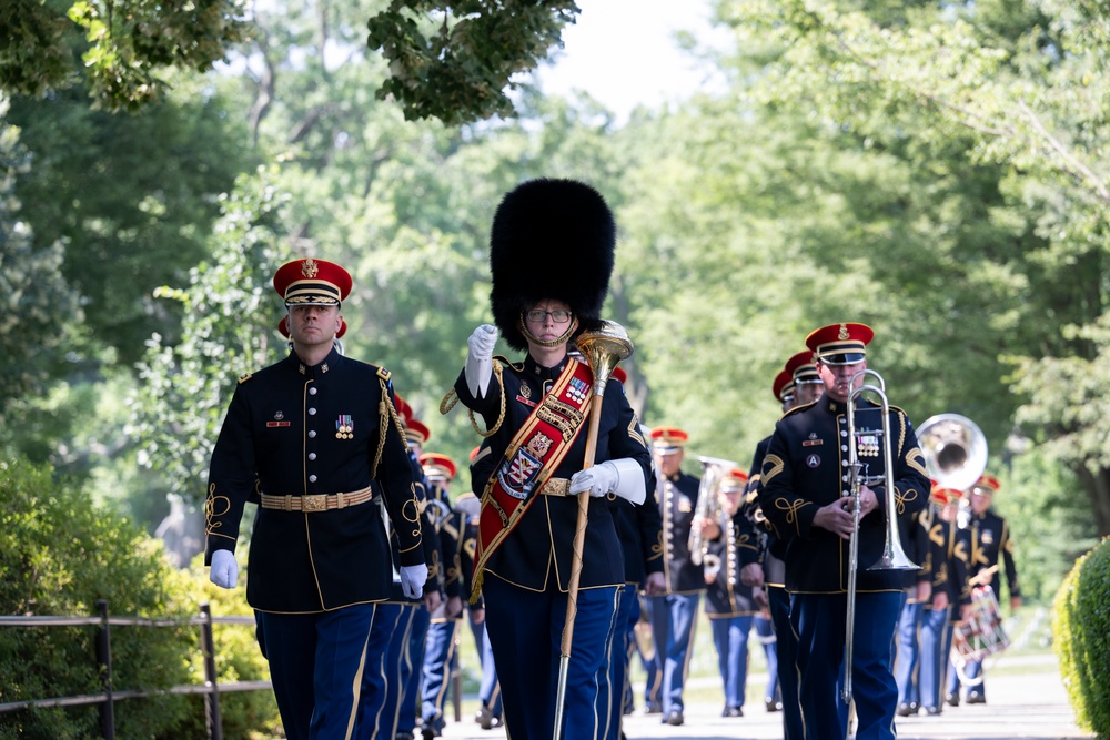 U.S. Army 249th Birthday Wreath-Laying at the Tomb of the Unknown Soldier