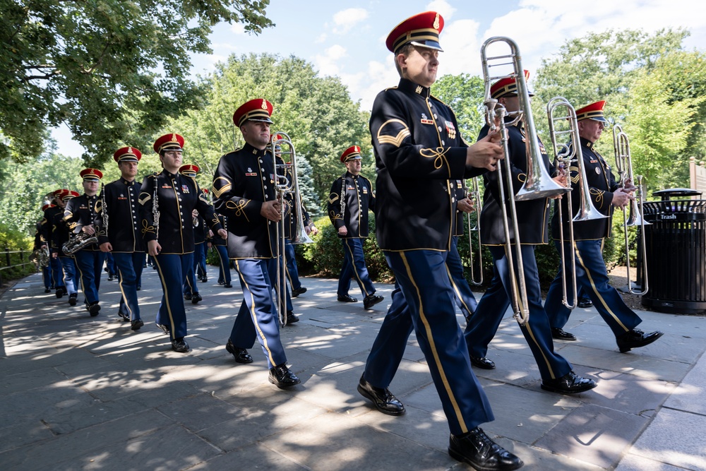 U.S. Army 249th Birthday Wreath-Laying at the Tomb of the Unknown Soldier