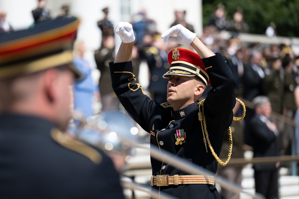 U.S. Army 249th Birthday Wreath-Laying at the Tomb of the Unknown Soldier