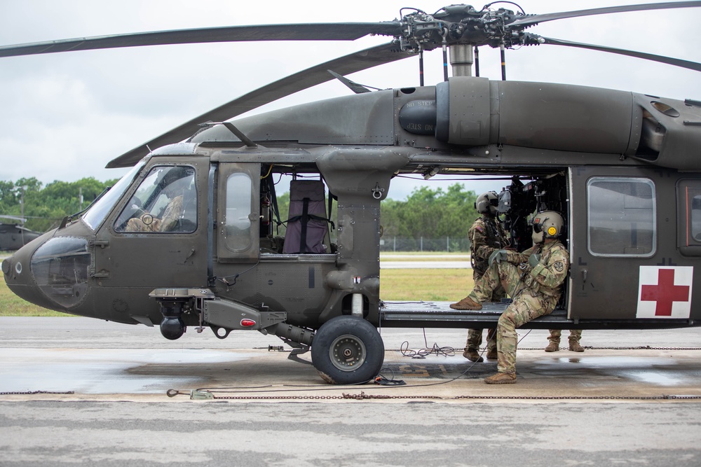 DVIDS - Images - Medevac Training at Fort Cavazos [Image 5 of 19]