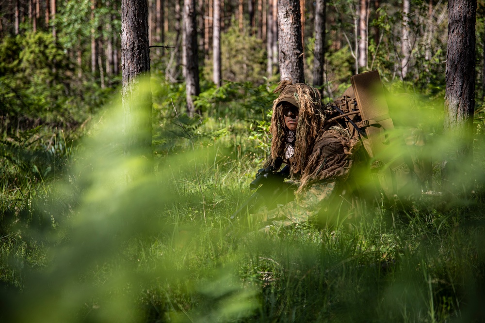 4th Recon Marines conduct a joint personnel recovery exercise in Sweden during BALTOPS 24