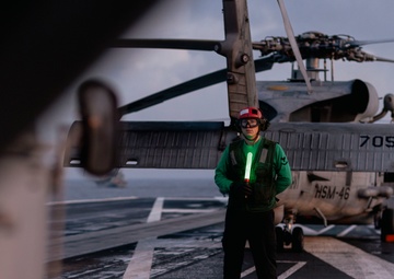 Sailor Spins up an MH-60S