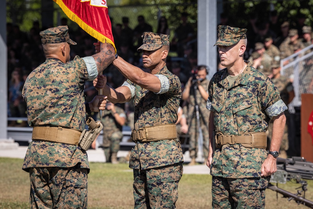 DVIDS - Images - 2d MARDIV Change of Command [Image 35 of 36]