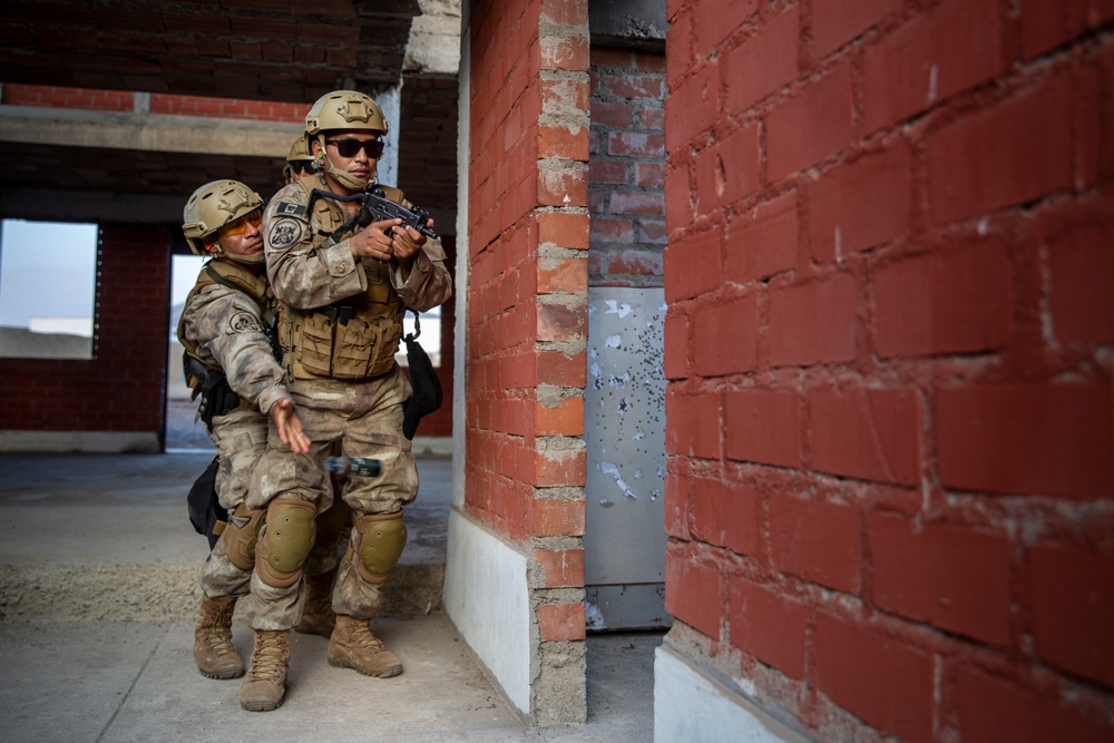 U.S. Marines conduct urban operations training during Resolute Sentinel 24