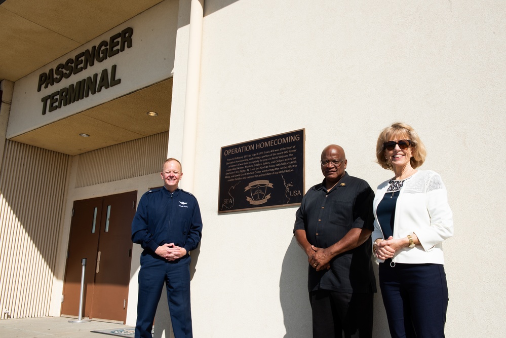 Travis AFB honors Operation Homecoming