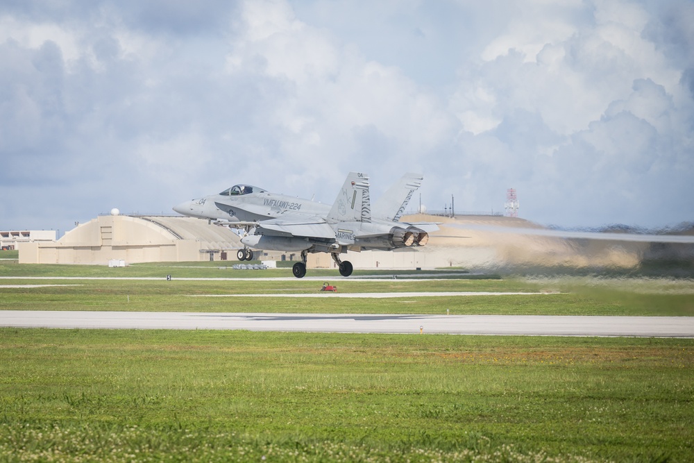 Marine All-Weather Fighter Attack Squadron (VMFA(AW)) 224 loads ordnance onto F/A-18 Hornet aircraft